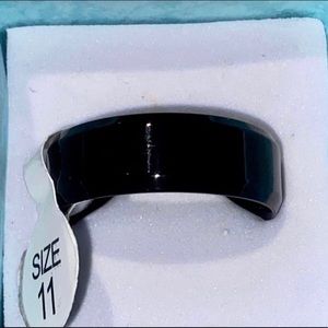 Men’s Shiny Black Stainless Steel Ring Size 11